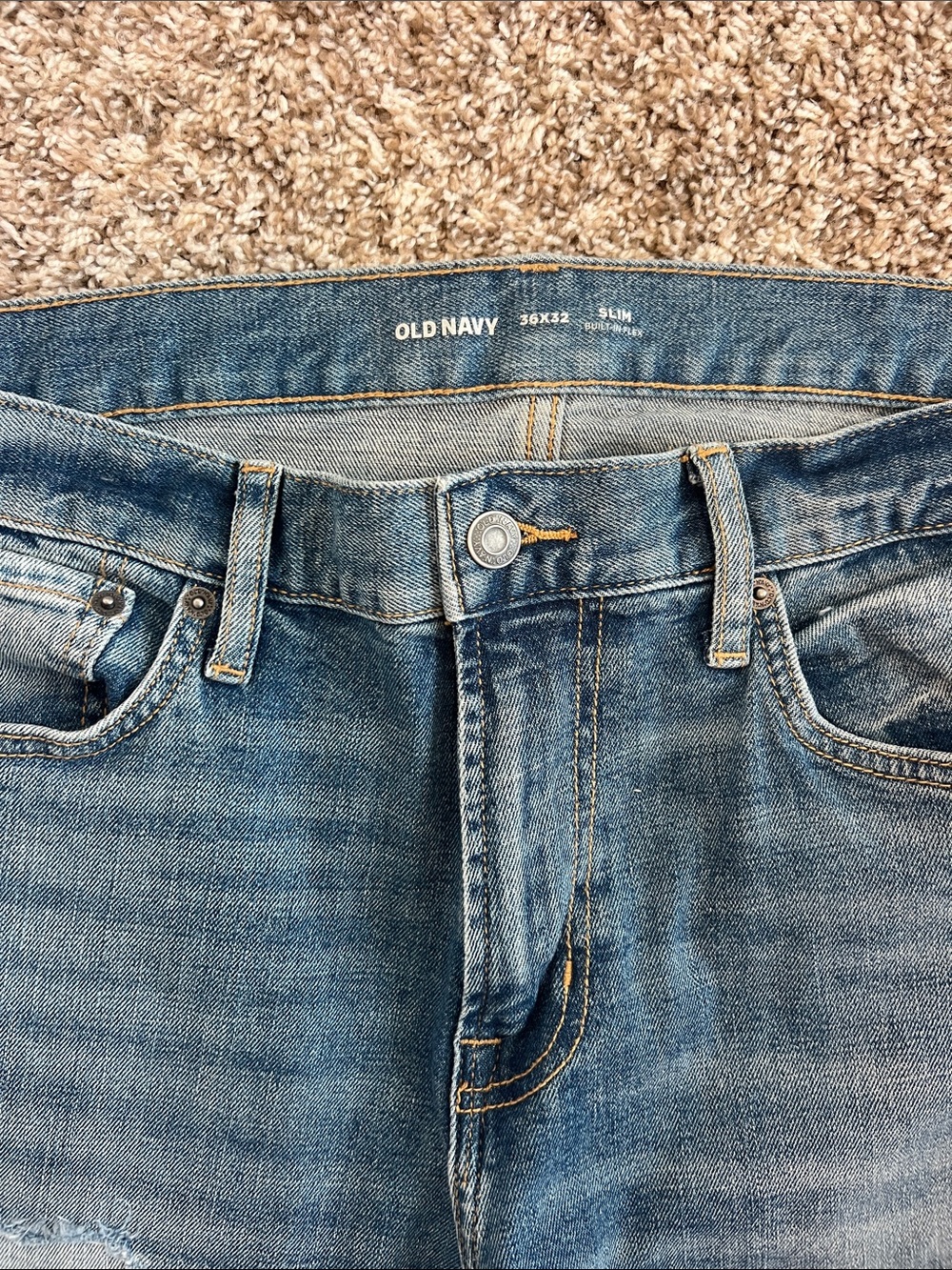 NWOT! Old Navy Men's Blue Distressed Denim Slim Cut Jeans 36 x 32 - Picture 2 of 12
